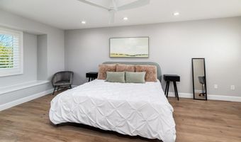 811 Highland Dr, Solana Beach, CA 92075