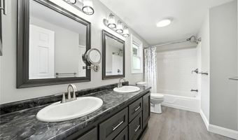 292 Oakbrook Dr, Amherst, NY 14221