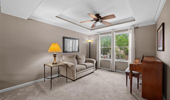 551 Lering Ct, Ballwin, MO 63011