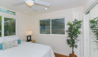 437 Kawailoa Rd, Kailua, HI 96734