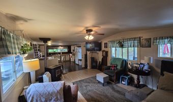 43 Catamount Hill Dr, Allenstown, NH 03275