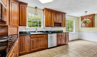 14383 Country Club Dr, Ashland, VA 23005