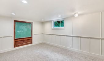 4405 COMMERCIAL St, Astoria, OR 97103