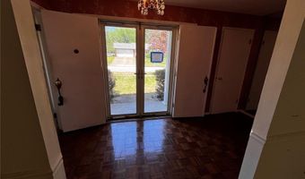 608 Agean Way, Ballwin, MO 63011