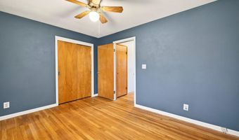 738 Sunset Dr, Bloomfield, IN 47424