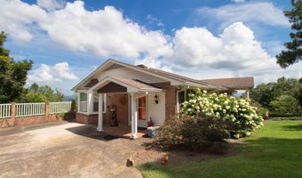 305 SKY Dr, Anniston, AL 36207
