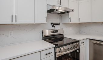 232 SILVERSTONE Ln, Alabaster, AL 35007