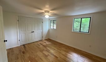 1136 Granny Squirrel Dr, Andrews, NC 28901
