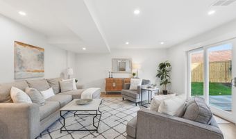 9803 DE PAUL Dr, Bethesda, MD 20817