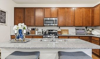 202 W SEVEN SEAS Dr, Casa Grande, AZ 85122