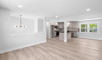 70 Mallard Rd, Bayville, NJ 08721