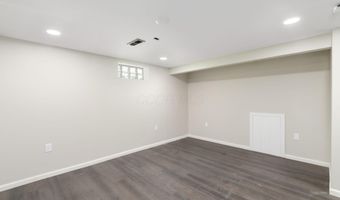 1176 Duxberry Ave, Columbus, OH 43211
