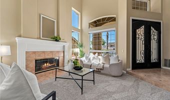 7520 E Toyon Ln, Anaheim, CA 92808