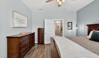 7403 SUNGOLD MEADOW Ct, Apollo Beach, FL 33572