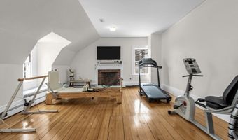 852 Hale St, Beverly, MA 01915
