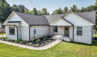 619 Crestman Dr, Arab, AL 35016