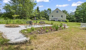 11 Old County Rd, Appleton, ME 04862