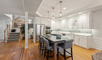 32 Bobby Jones Dr 32, Andover, MA 01810
