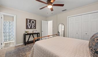 594 CEDAR Ave, Baldwin, FL 32234