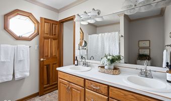 839 Deerfield Rd, Anderson, IN 46012