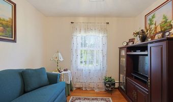 22 Fisher St, Attleboro, MA 02703