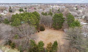 14122 Prairie Rd NW, Andover, MN 55304