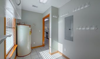 112 River Oaks Dr, Bainbridge, GA 39819