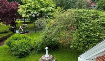 3 Waumsett Ave, Cumberland, RI 02864
