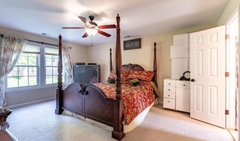 6712 HARRISON Ln, Alexandria, VA 22306
