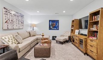 609 Burgess Cir, Aurora, OH 44202