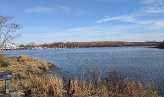 42 Ferris St 42, Bridgeport, CT 06605