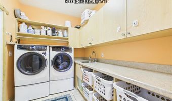 53 E 3rd St N, Cowley, WY 82420