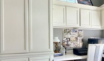 600 Techeview Dr, Berwick, LA 70342