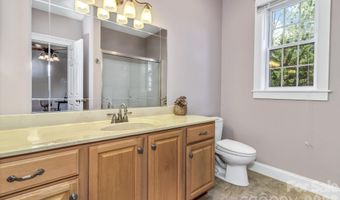 213 Nut Hatch Loop, Arden, NC 28704