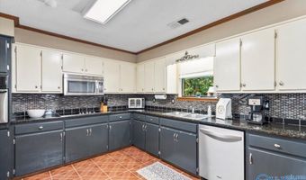 325 Ohara Dr, Albertville, AL 35950