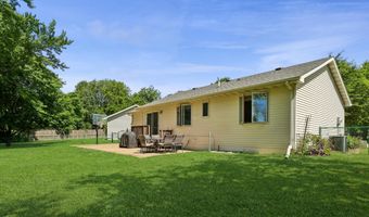5414 Schubert St, Ames, IA 50014