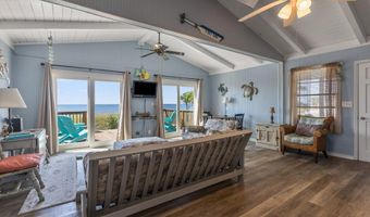 1125 Alligator Dr, Alligator Point, FL 32346