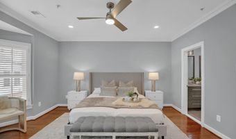 1818 POTOMAC GREENS Dr, Alexandria, VA 22314