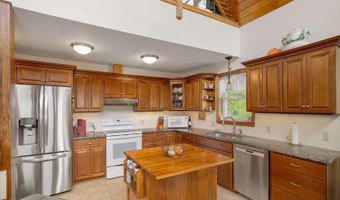 62 Phelps Rd, Barre, VT 05641