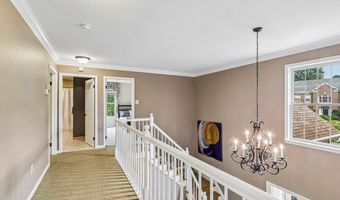 1044 GLENDEVON Dr, Ambler, PA 19002