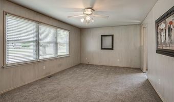 368 SE Elmhurst Ave, Bartlesville, OK 74006
