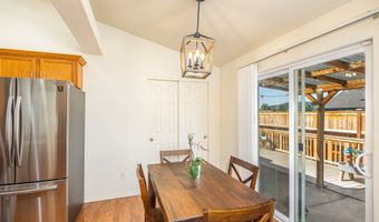 2002 S 60TH St, Springfield, OR 97478