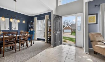 1249 Arbor Bluff Cir, Ballwin, MO 63021