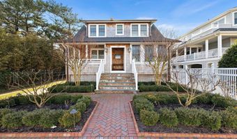 112 8TH St E, Beach Haven, NJ 08008