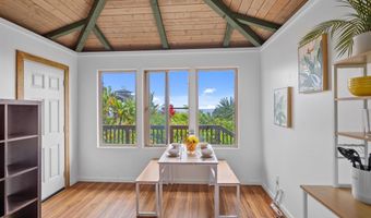 44 Hanauana Rd, Haiku, HI 96708