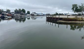 7843 Stark Dr, Algonac, MI 48001