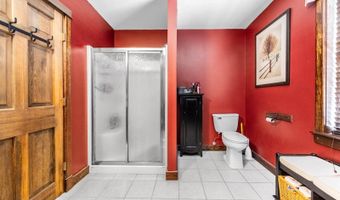 15 Fairfax St, Bangor, ME 04401