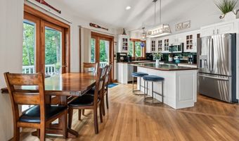 108 Pleasant Valley Rd, Amesbury, MA 01913