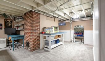 702 E 5th St, Auburn, IN 46706
