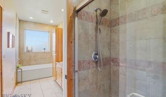 734 Landmark Dr, Belgrade, MT 59714